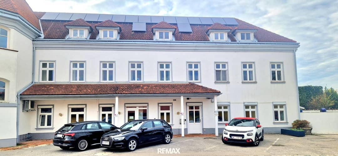 04 Front