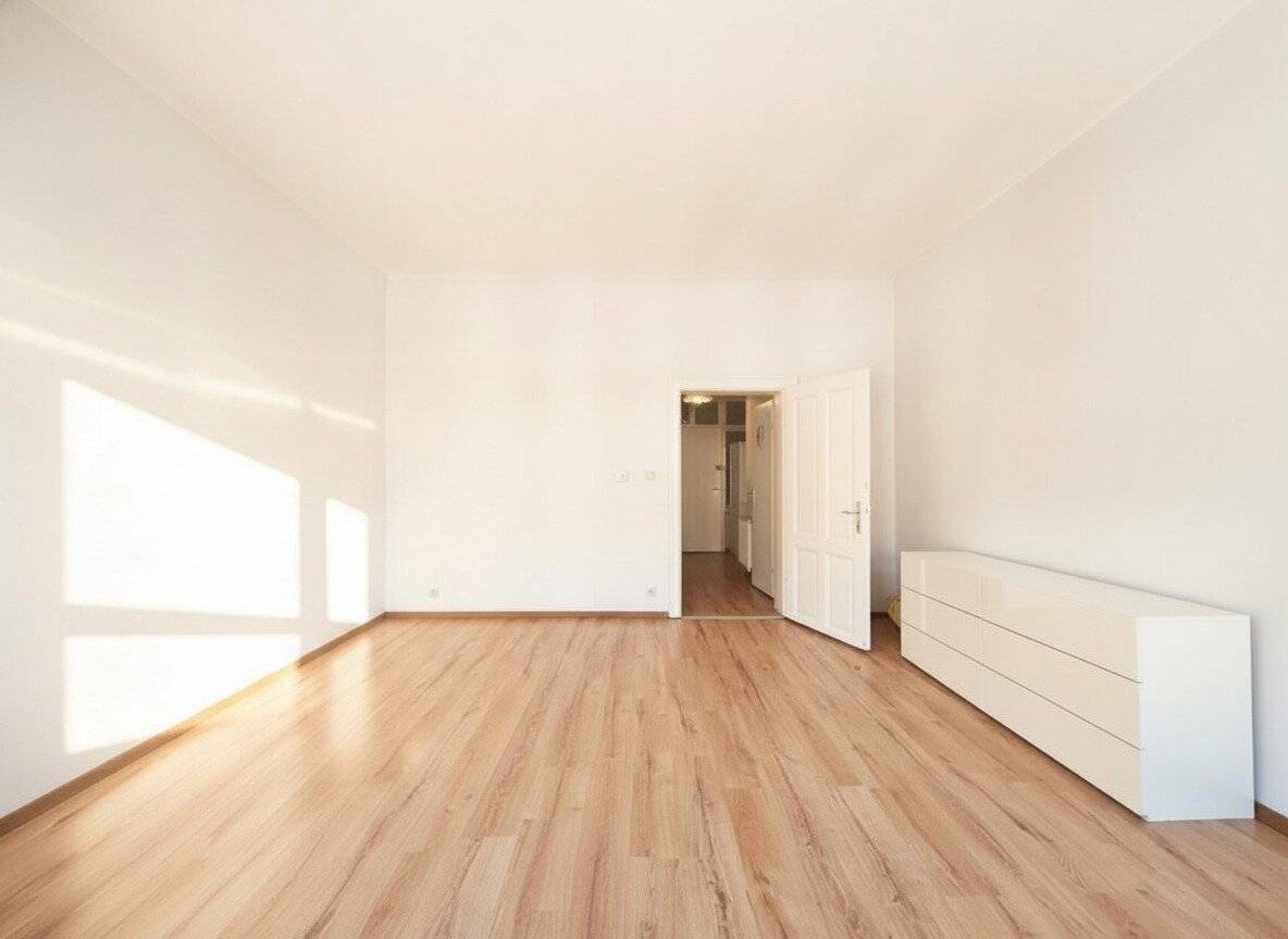 Bright apartment near Elterleinplatz with planned U5