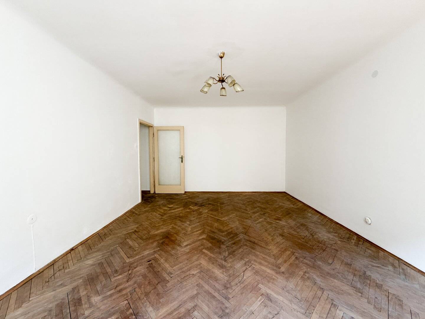 Wohnung bei der Staatsoper im Opernringhof