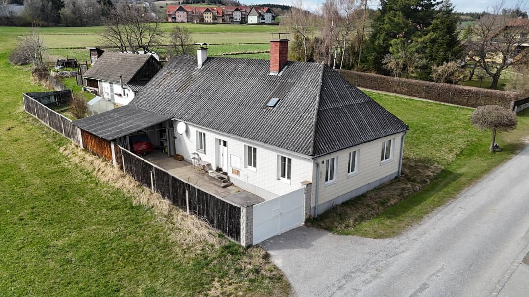 Haus mit Garten in Dietmanns