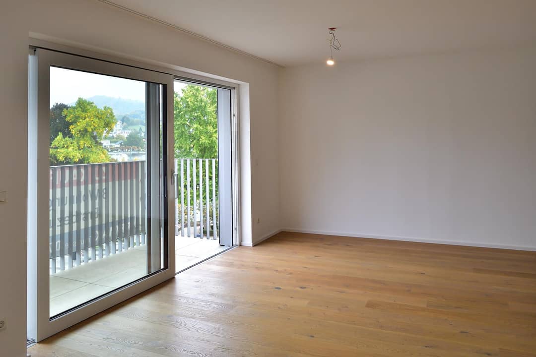 Wohnraum mit Balkon