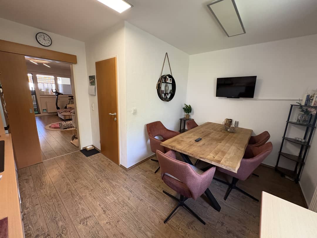 Apartment with West Balcony and Edge Location