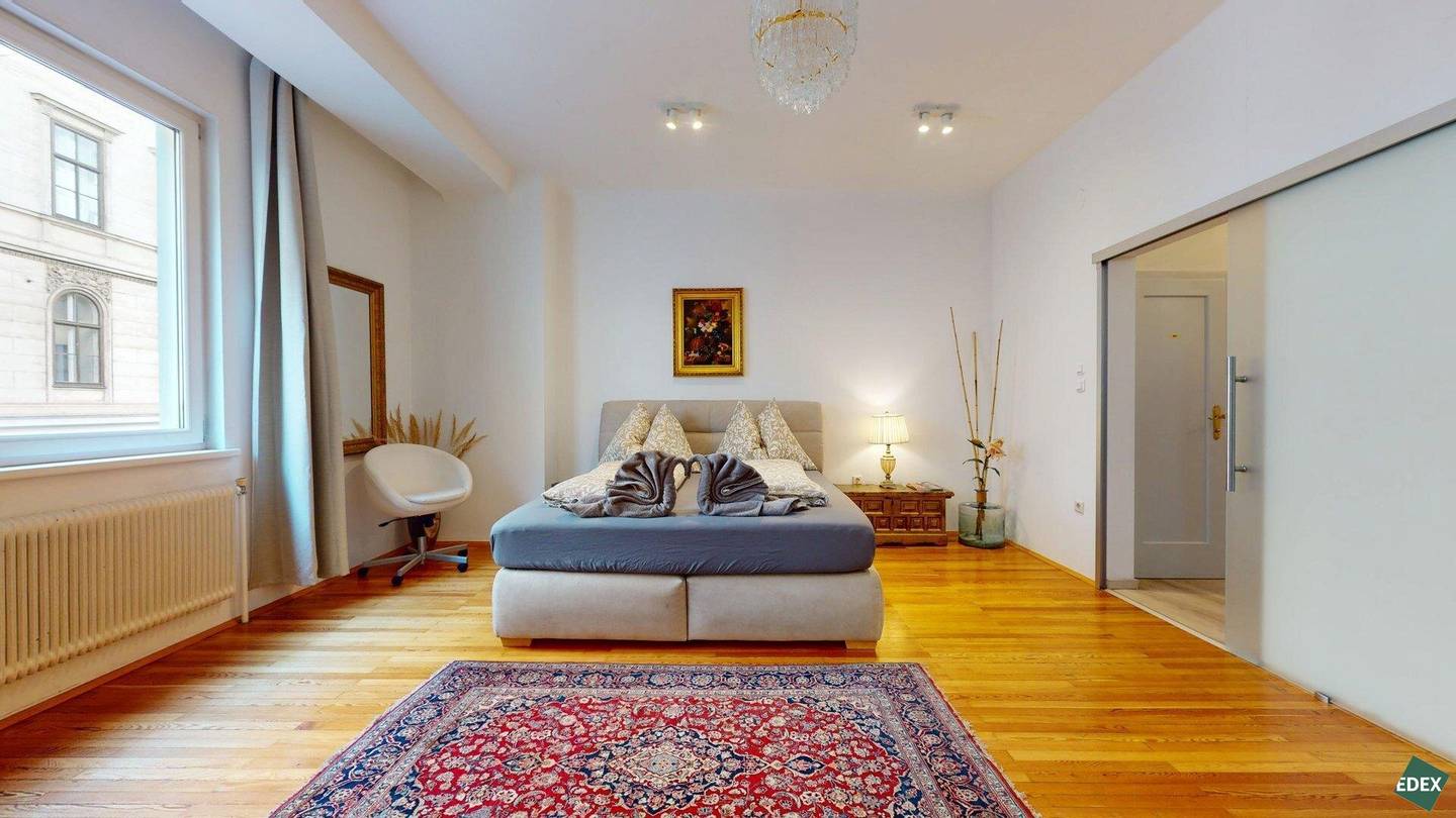 Stylish 3-room apartment in prime city center location