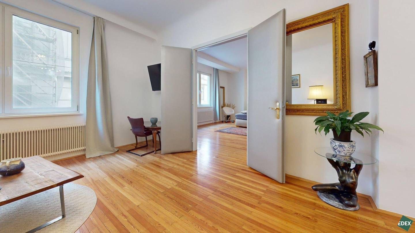Stylish 3-room apartment in prime city center location