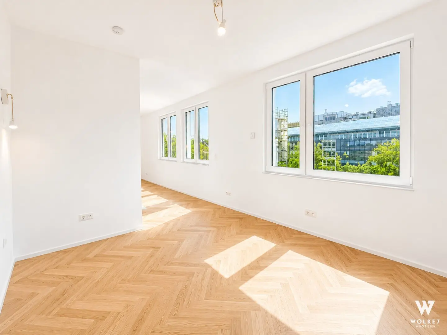Wohnung Erstbezug nach Kernsanierung mit Stadtblick