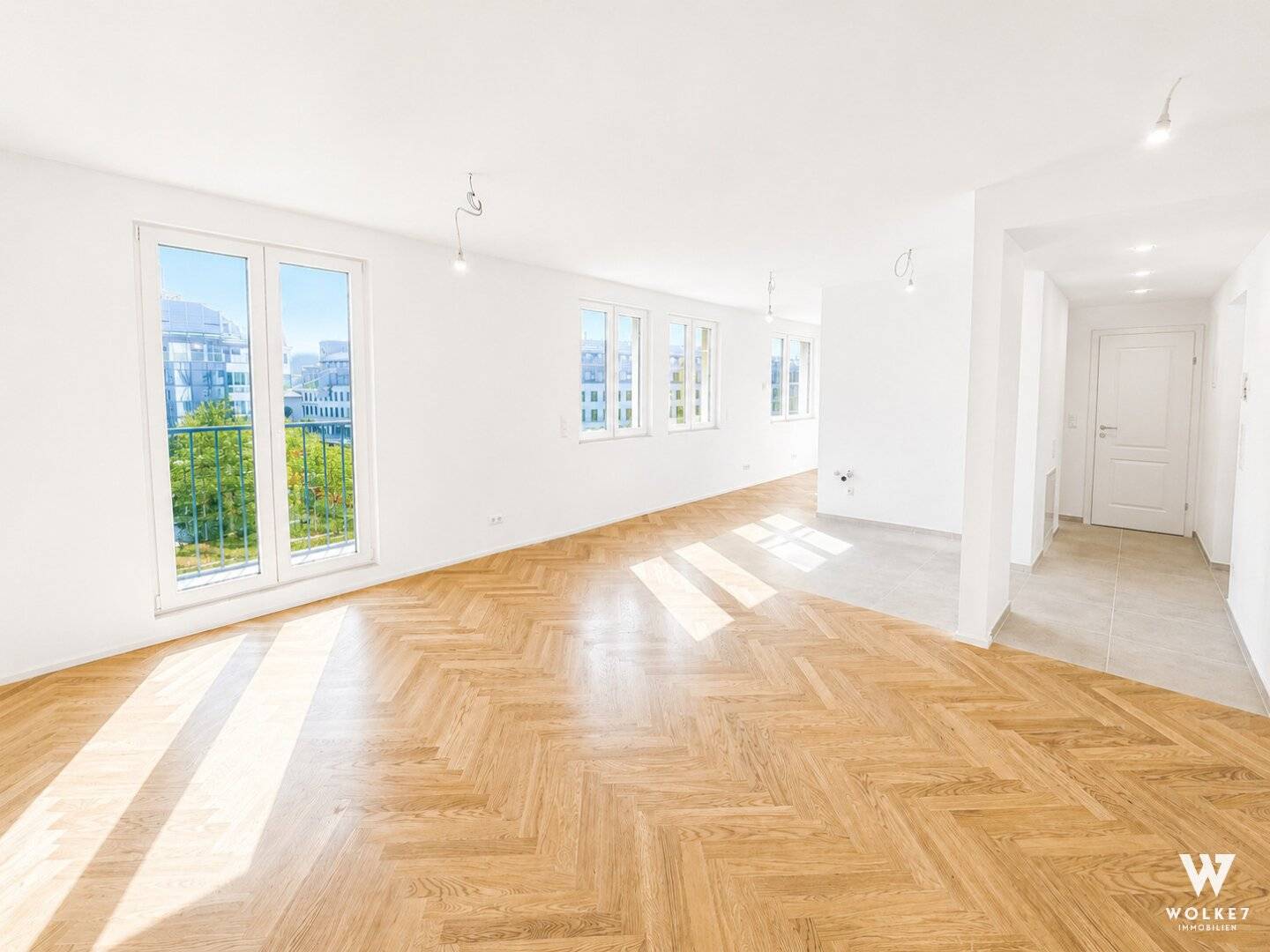 Wohnung Erstbezug nach Kernsanierung mit Stadtblick