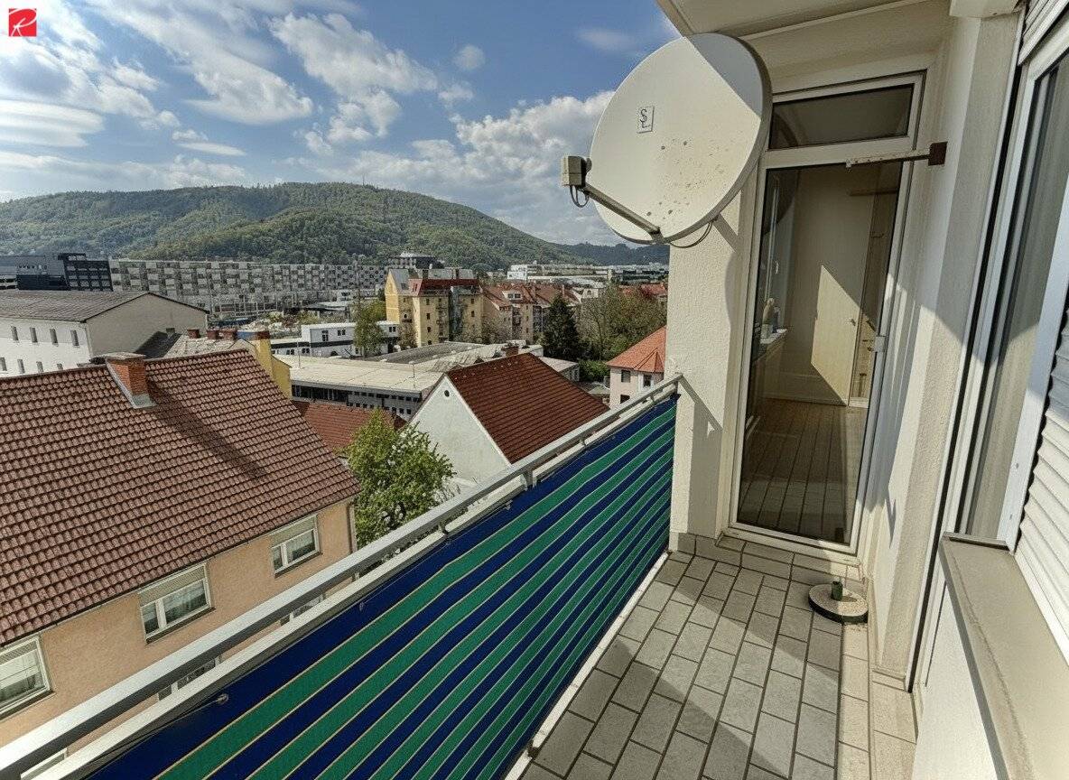 Renovation-needed 3-room flat in Graz