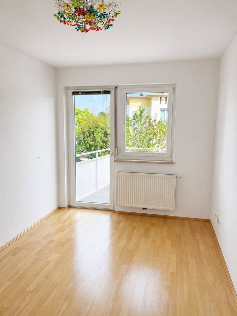 Wohnung in Waidmannsdorf mit Tiefgaragenplatz