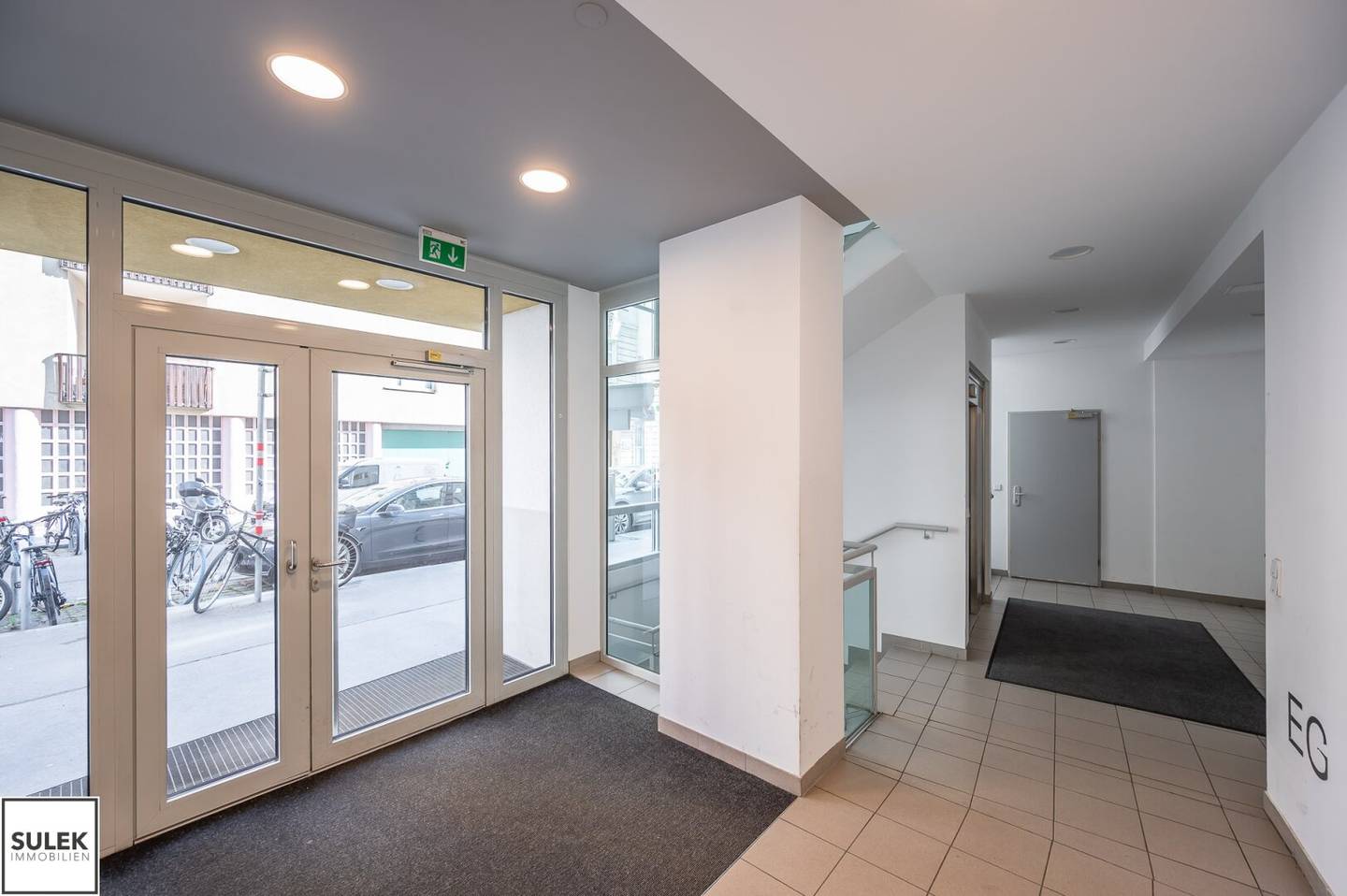 Apartment new build with separate kitchen and south facing loggia