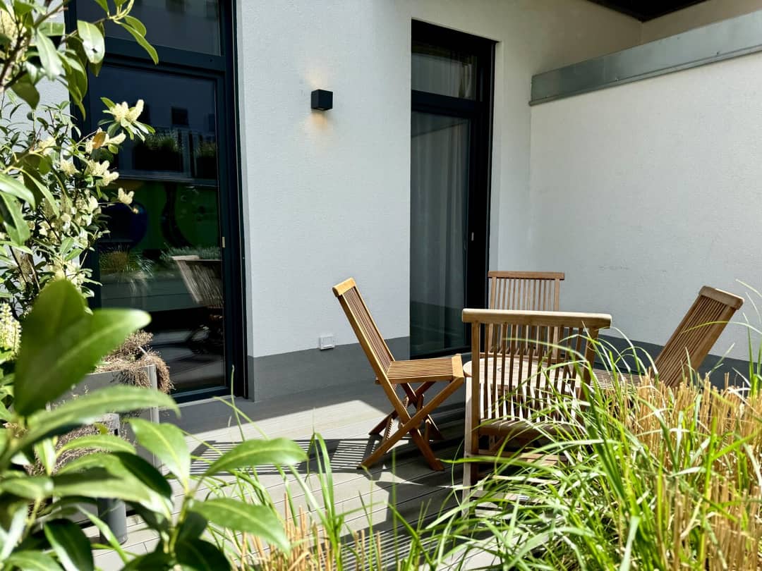Apartment first occupancy with terrace near U3