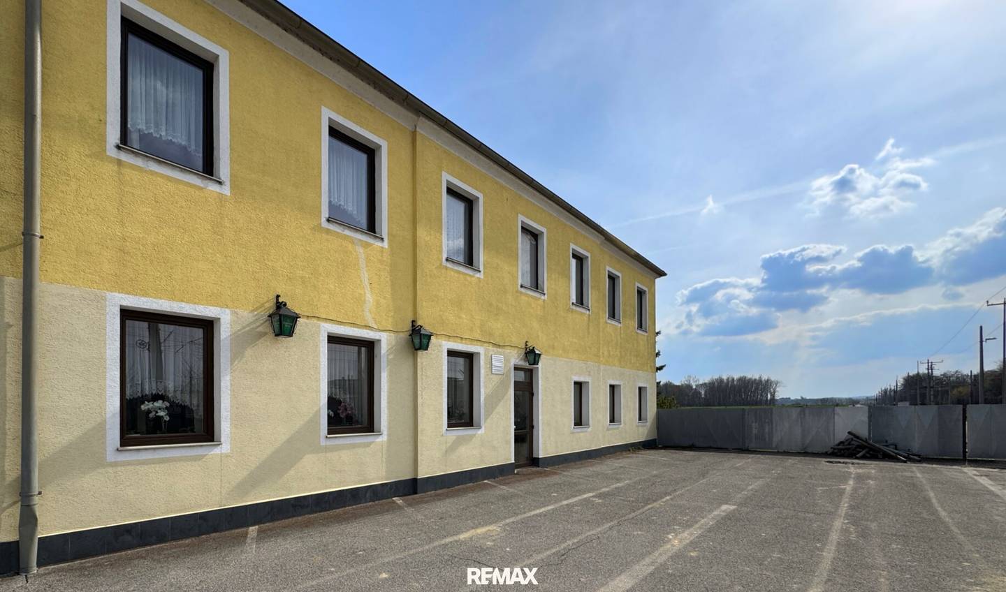 Wohnhaus mit Gasthaus in Dürnkrut