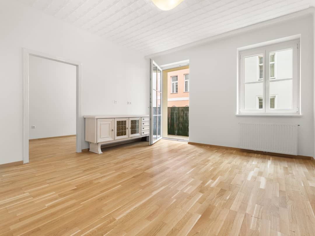 Helle Etagenwohnung mit Balkon nahe Belvedere