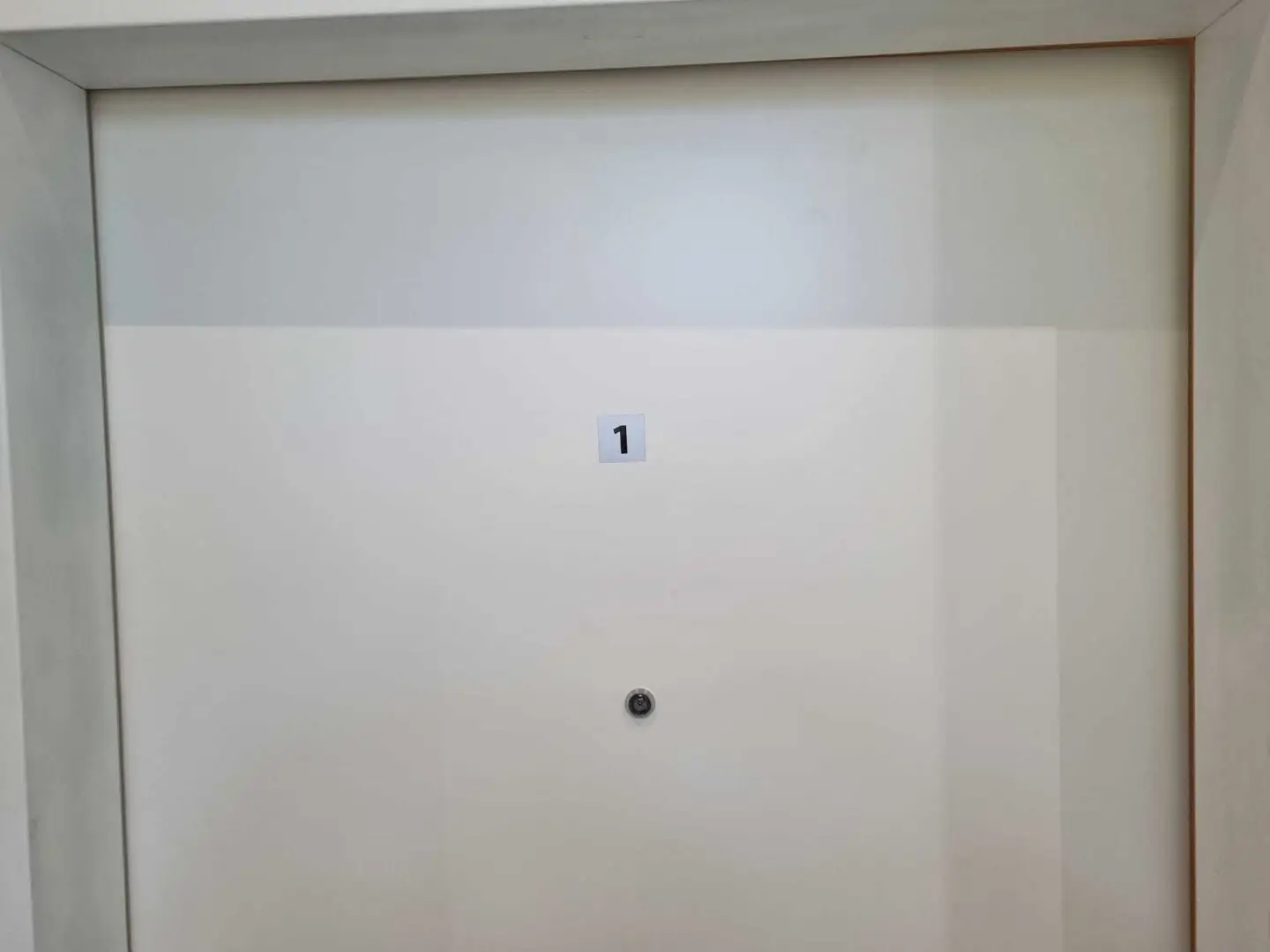 Sanierter Altbau-Wohnung Erdgeschoss
