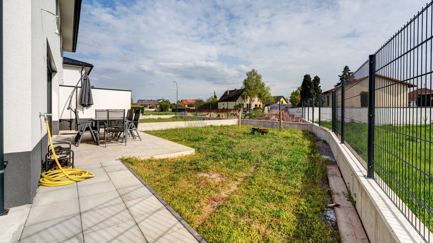 Neubau Doppelhaushälfte in Weikendorf
