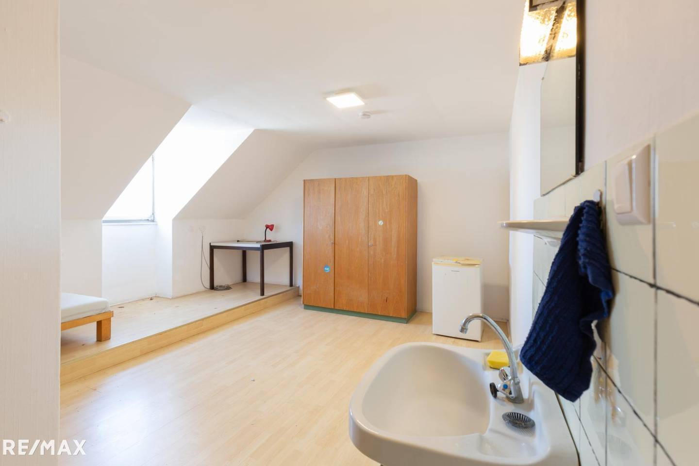 Spacious apartment in the city center near City Park