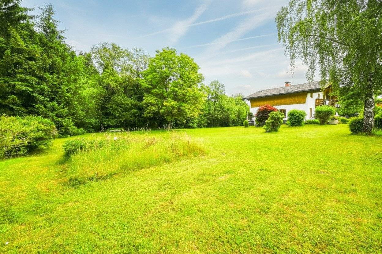 Single-family house in Söll with garden