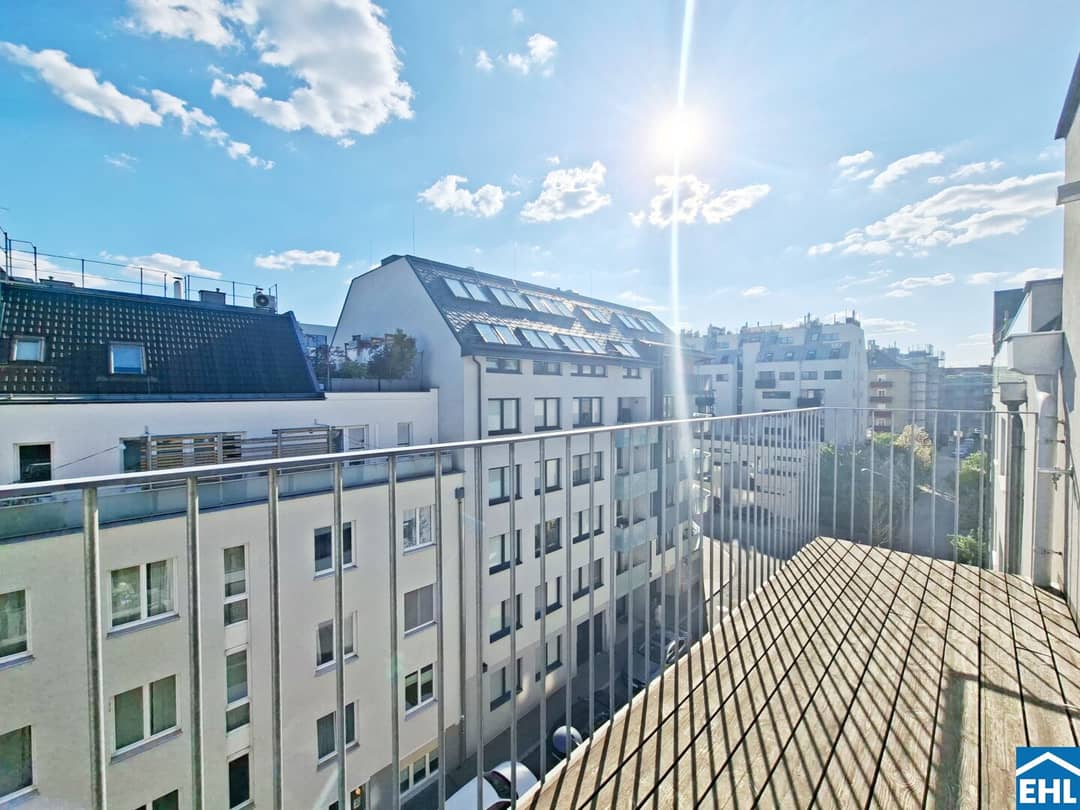 Dachgeschosswohnung mit Südwestterrasse nahe U3