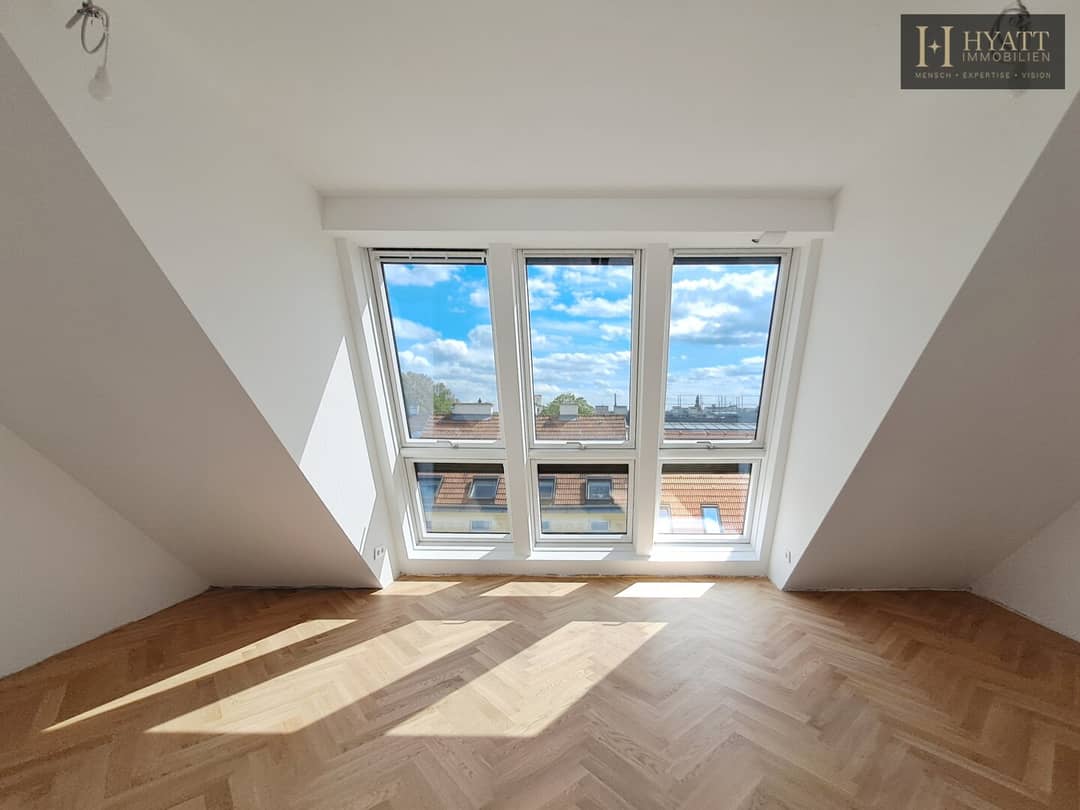 Dachgeschosswohnung mit Terrasse in Hernals