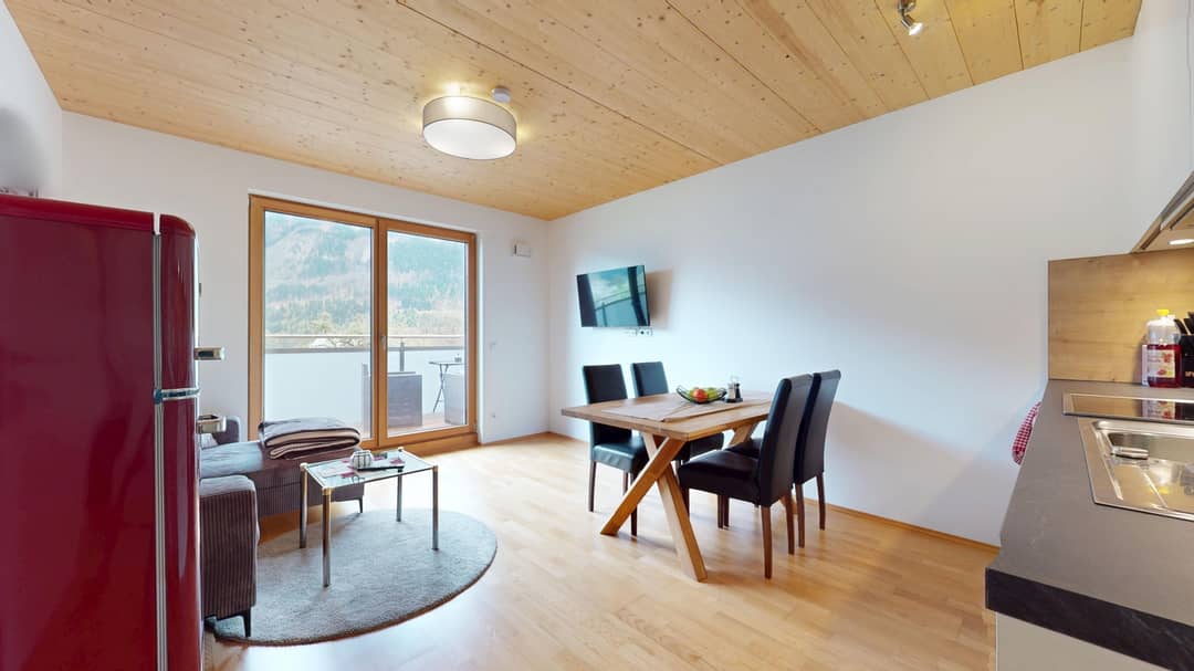 Wohnung Zentrum Goldegg See Bergpanorama Balkon