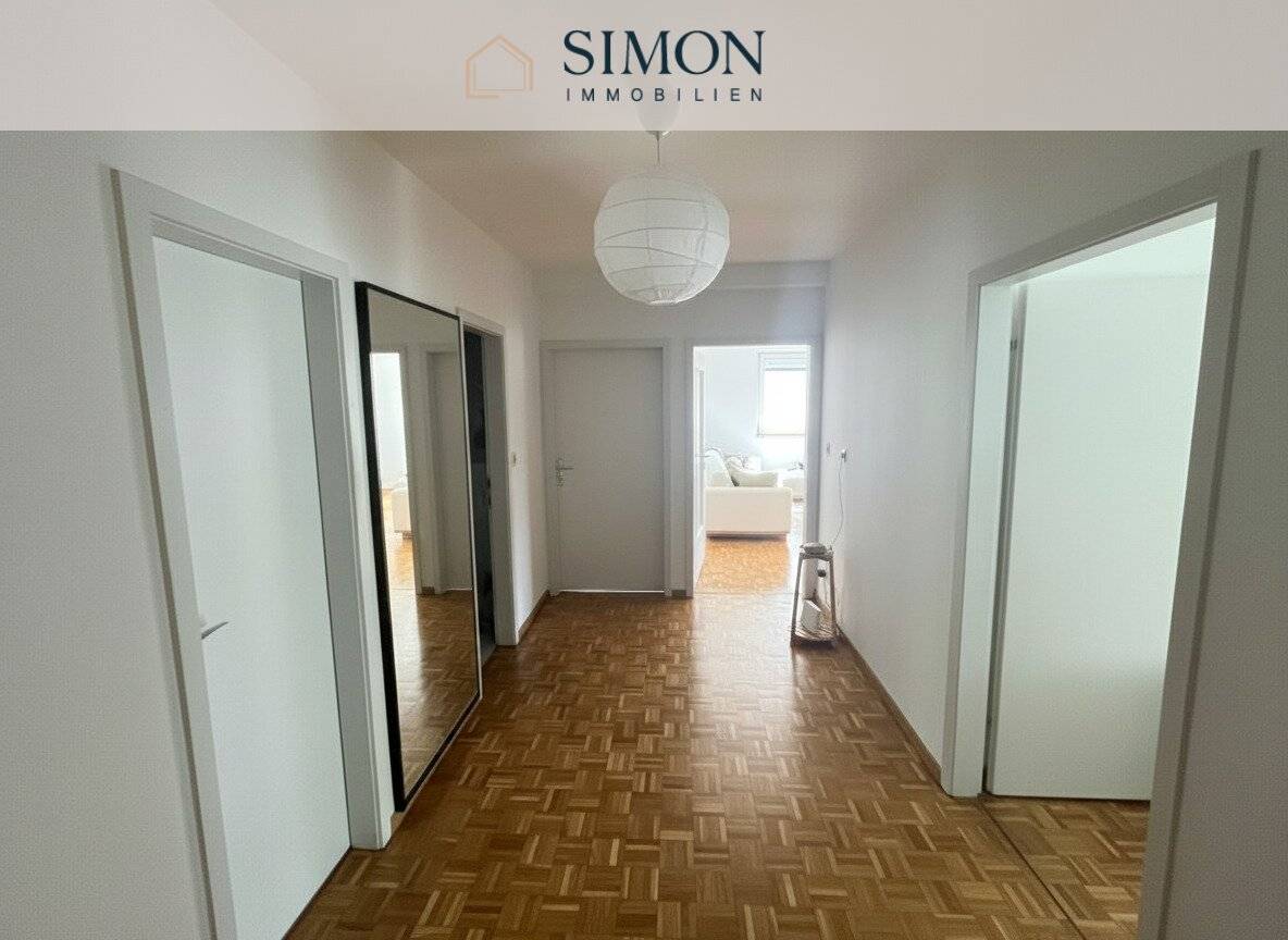 Apartment near the old town with two loggias and parking included