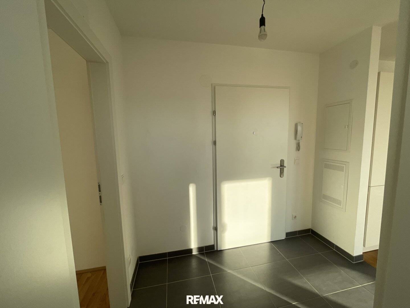 Dachgeschosswohnung Balkon Nähe U1