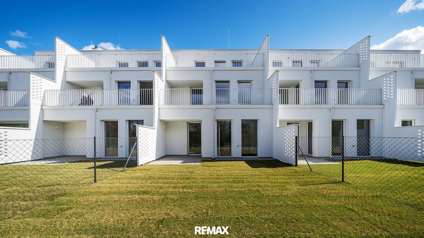 Rented apartment with terrace and loggia