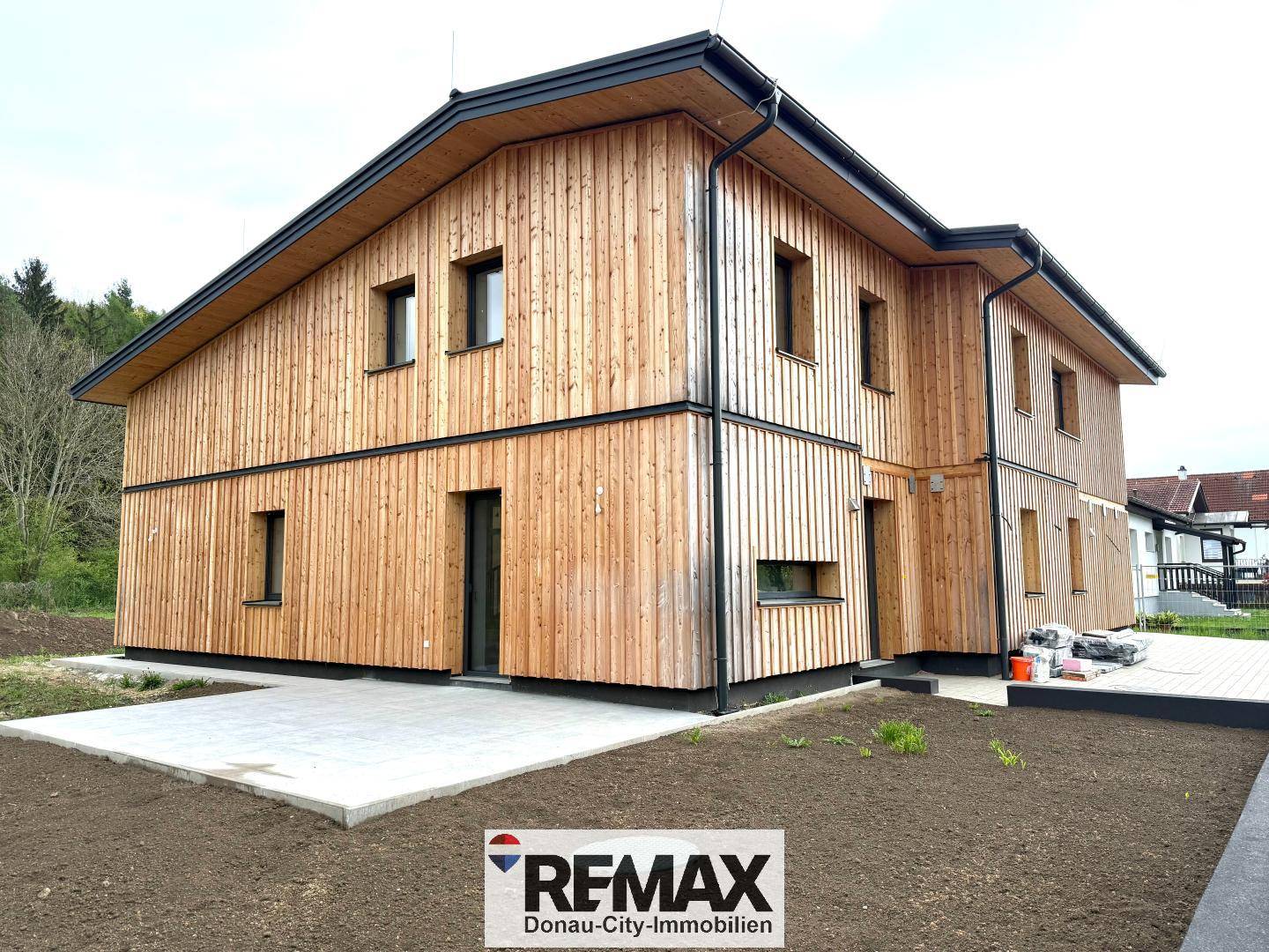 Luxus-Neubauhaus mit Pool in Kogl