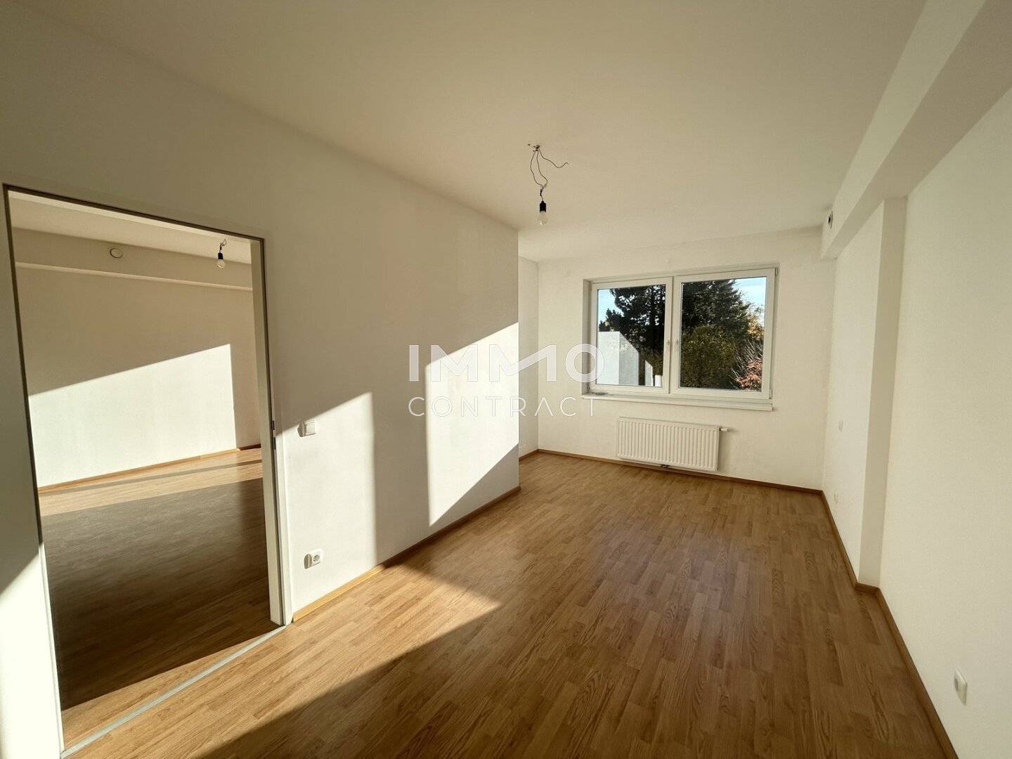 Apartment with balcony and elevator in a quiet location