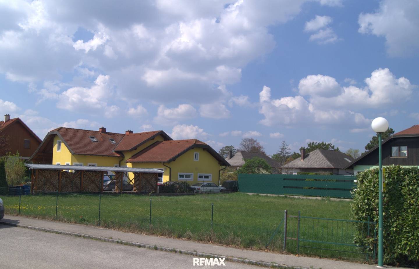 803 m² building land in Oberwaltersdorf