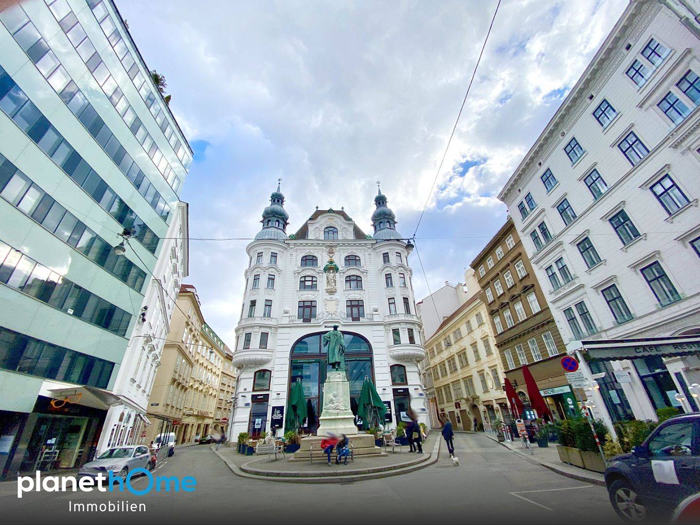 Top floor apartment loft in Vienna roof terrace