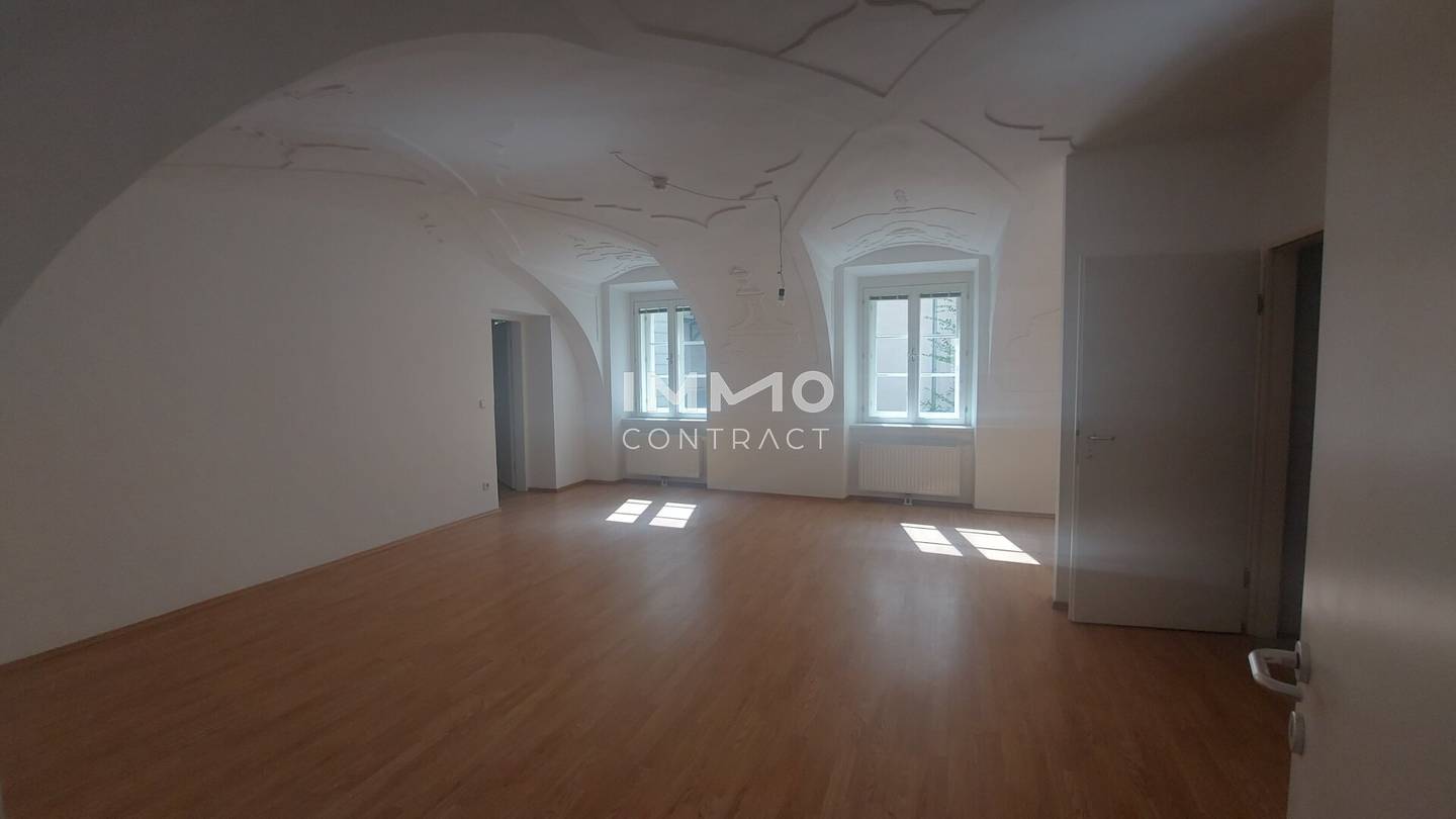 Apartment in Krems center with historic flair