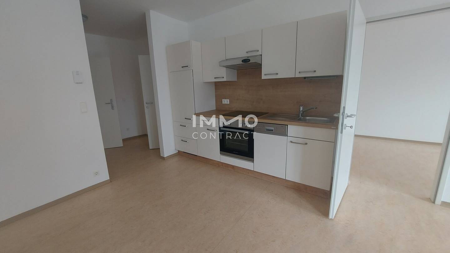 Ground floor apartment with parking space and accessible bathroom