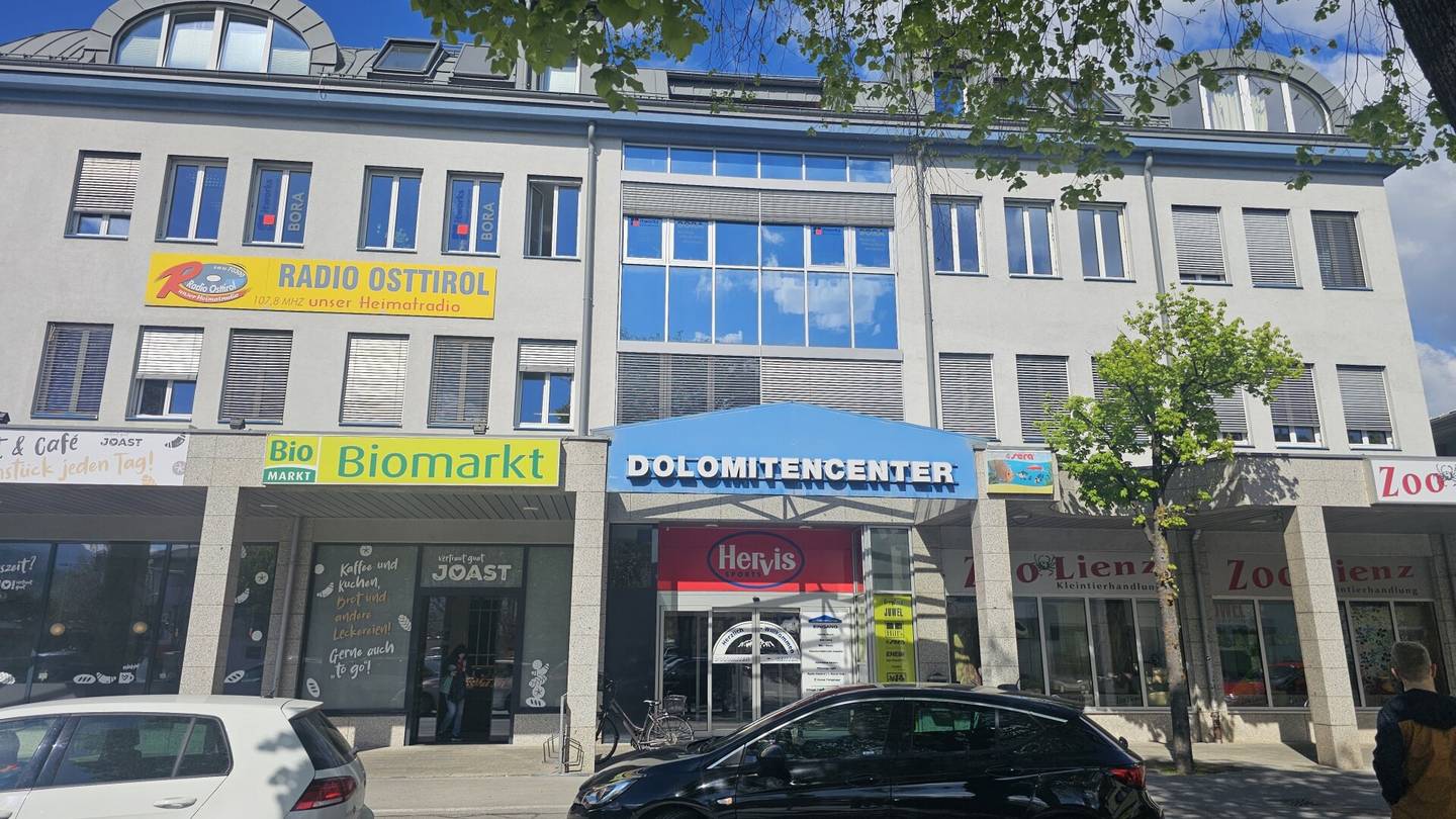 1468m² Commercial Space Dolomitencenter Lienz
