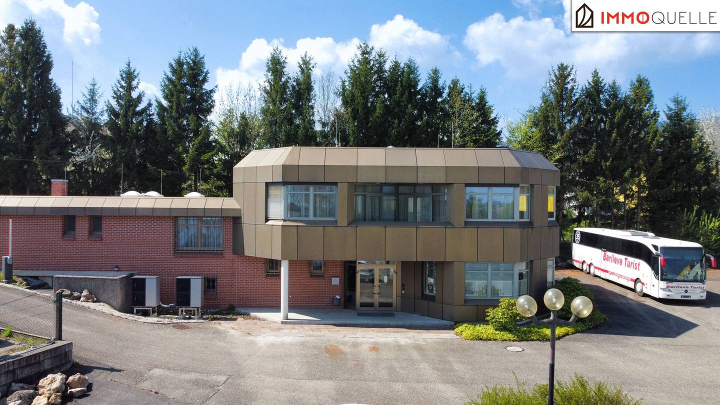 Logistics meets location versatile commercial area with halls, offices and strong infrastructure in Haag am Hausruck