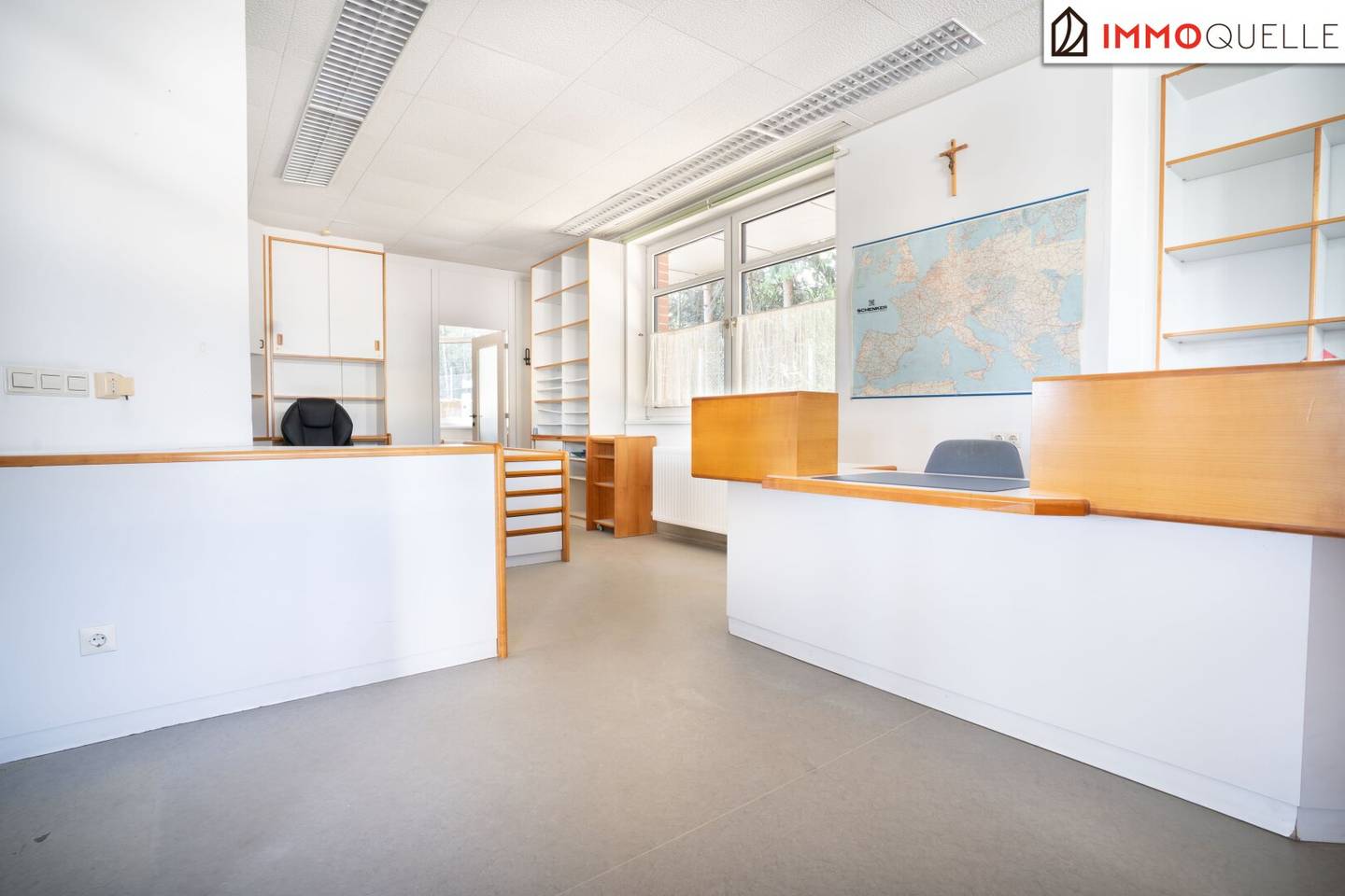 Logistics meets location versatile commercial area with halls, offices and strong infrastructure in Haag am Hausruck