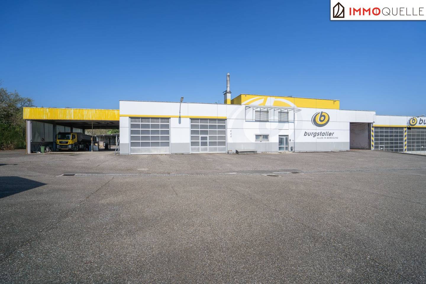 Logistics meets location versatile commercial area with halls, offices and strong infrastructure in Haag am Hausruck