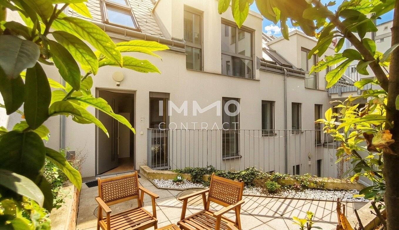 Apartment in quiet courtyard location near Reumannplatz with three terraces