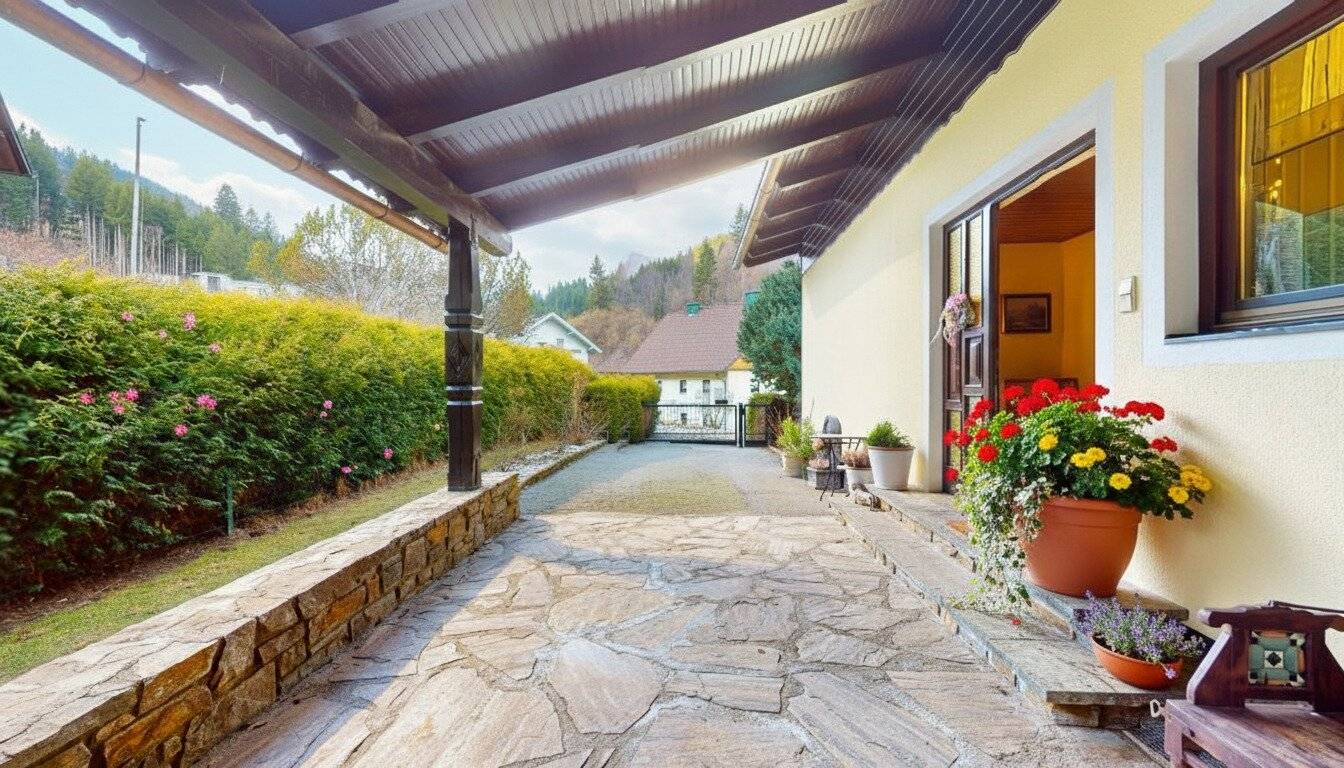 Viel Platz für Familie, Generationen oder Wohnen & Arbeiten – gepflegtes Haus in ruhiger Grünlage in Hüttenberg