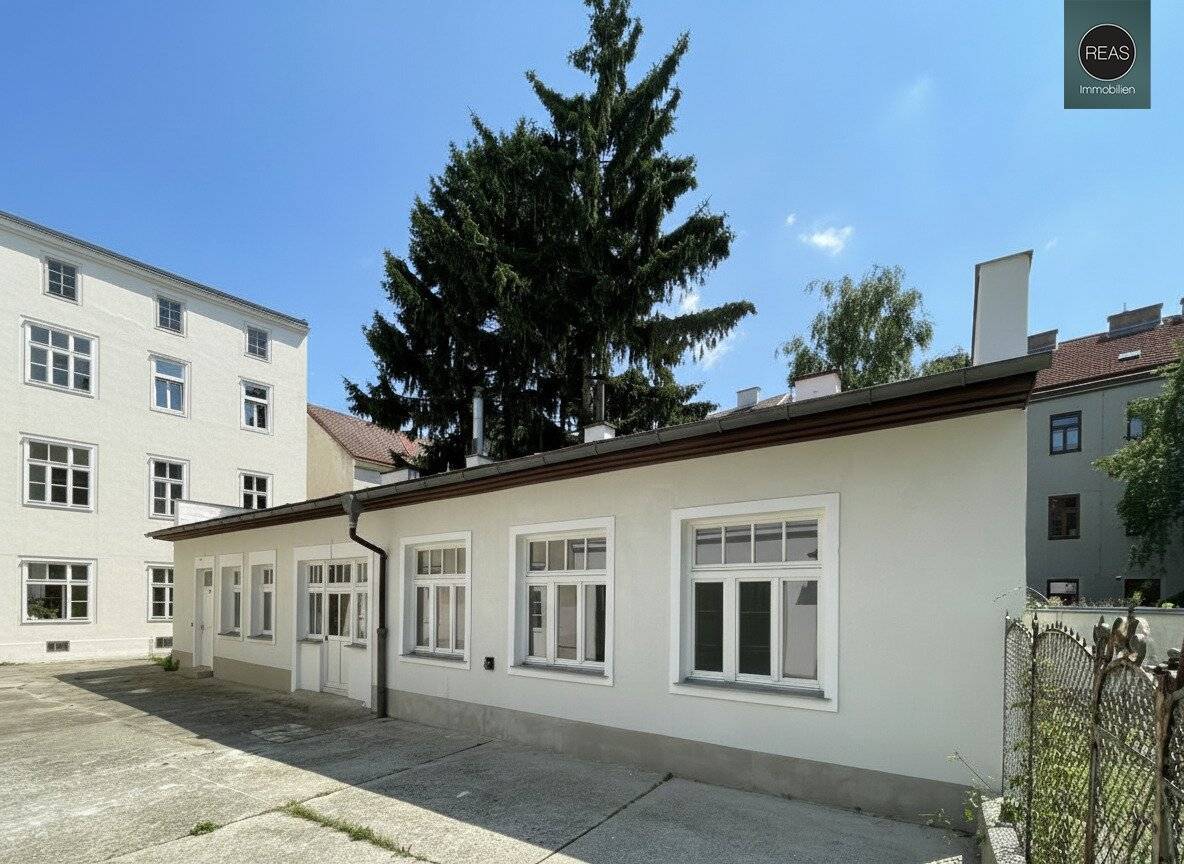 Hofgebäude + Garagen in Floridsdorf