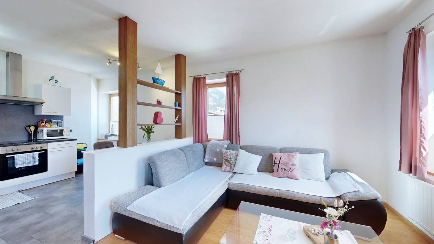 Wohnung Wintergarten und Stellplatz ruhige Lage