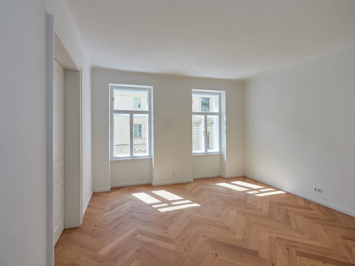 Sanierte 2-Zimmer-Wohnung Neubau