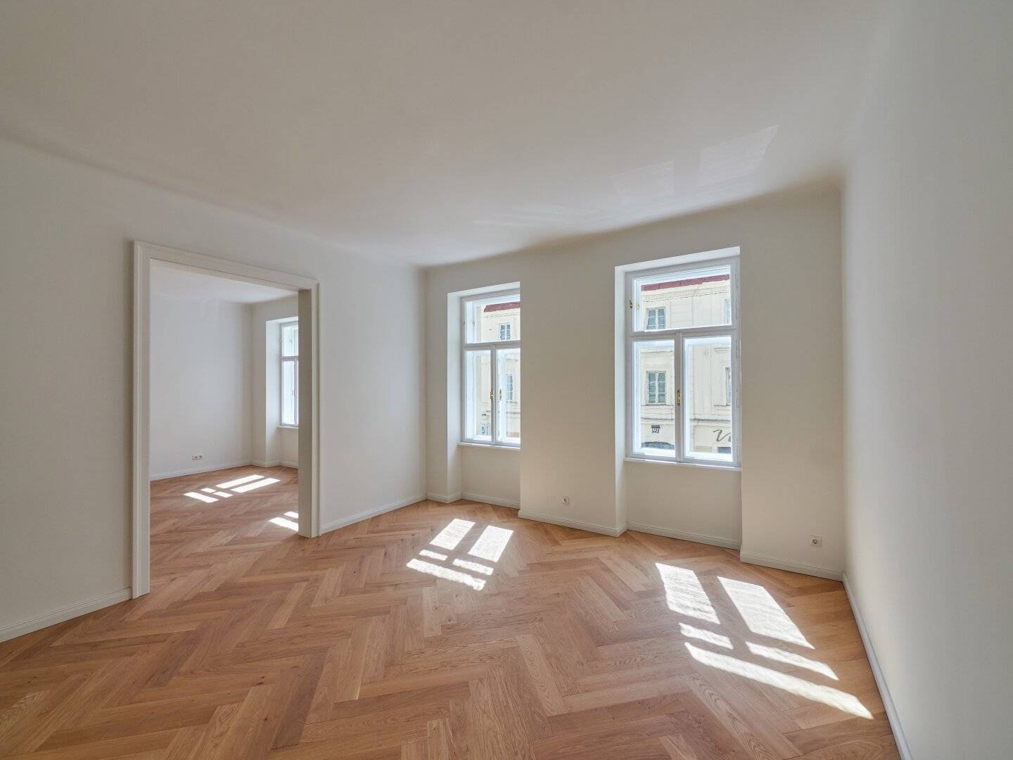 Sanierte 2-Zimmer-Wohnung Neubau