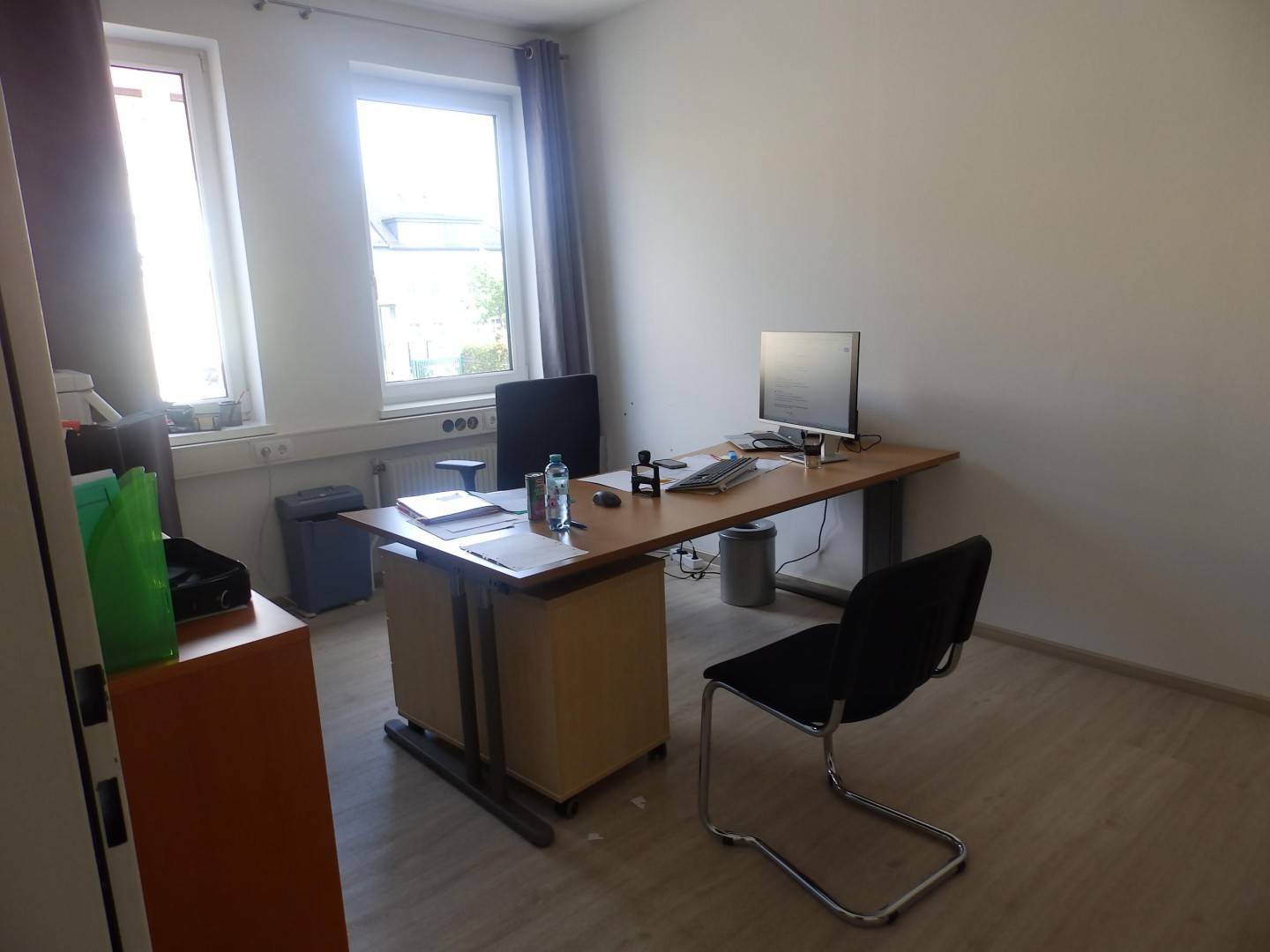 Büro Zentrallage Wels m. Parkplatz