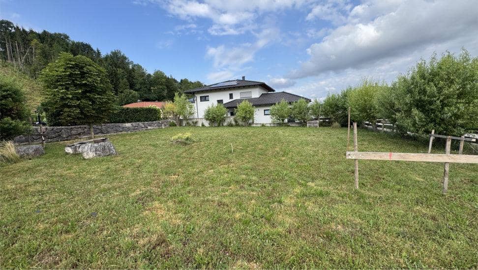 Massivholz-Doppelhaushälfte in Oberhehenfeld