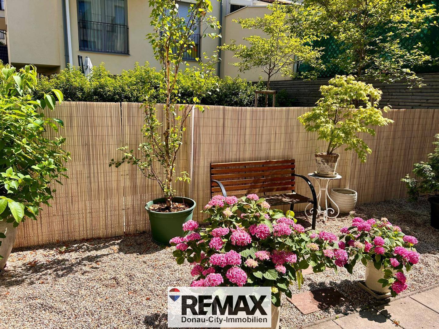 Wohnung with garden and two terraces in quiet location