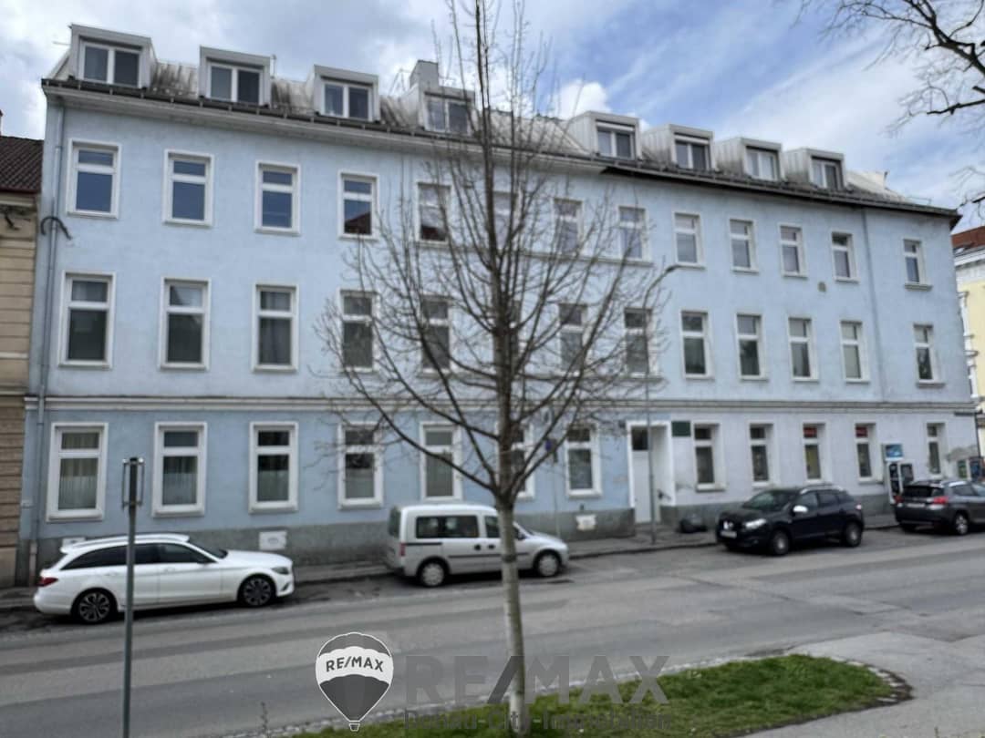 Old Building Apartment Korneuburg Center