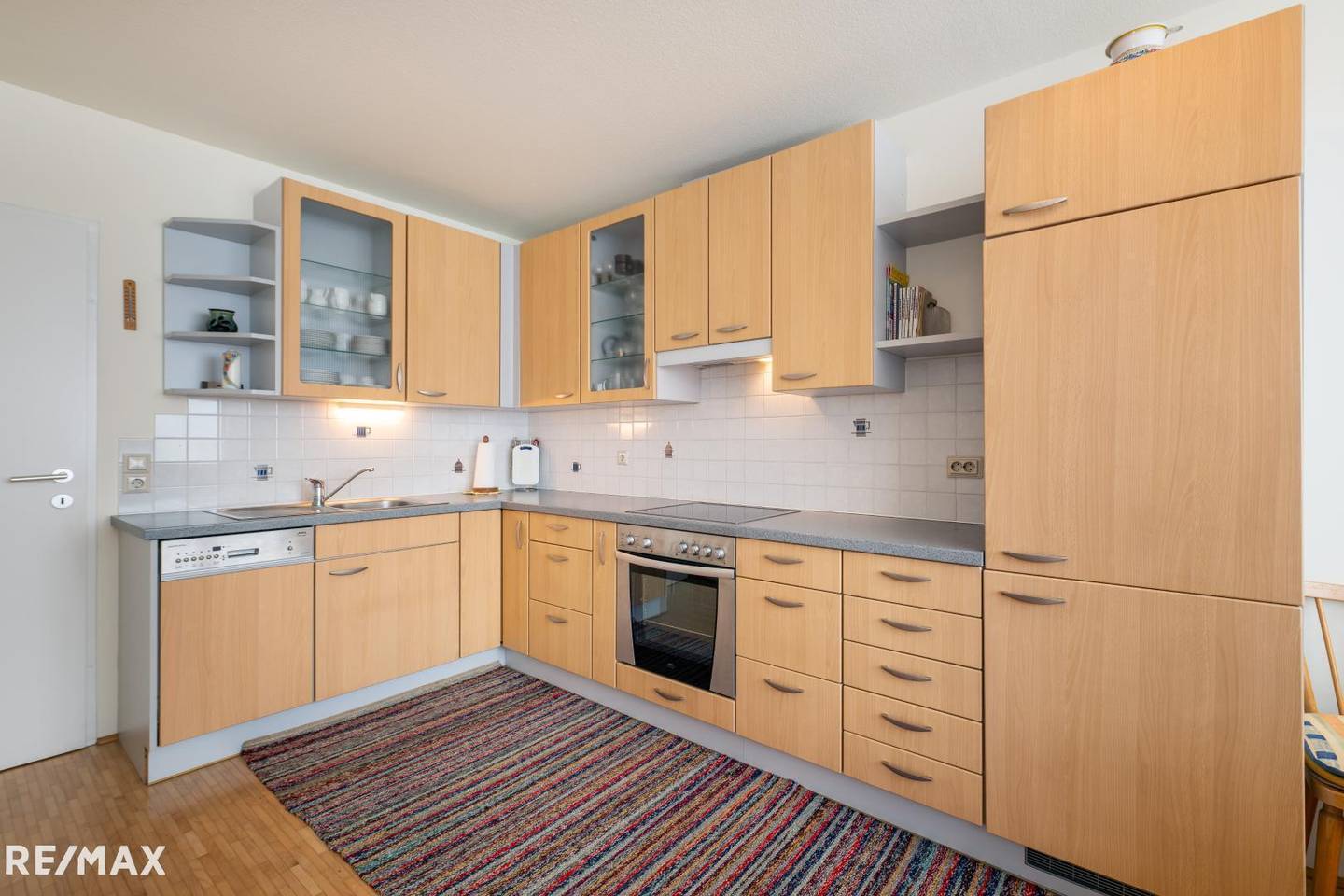 Wohnung mit zwei Balkonen und Tiefgaragenplatz
