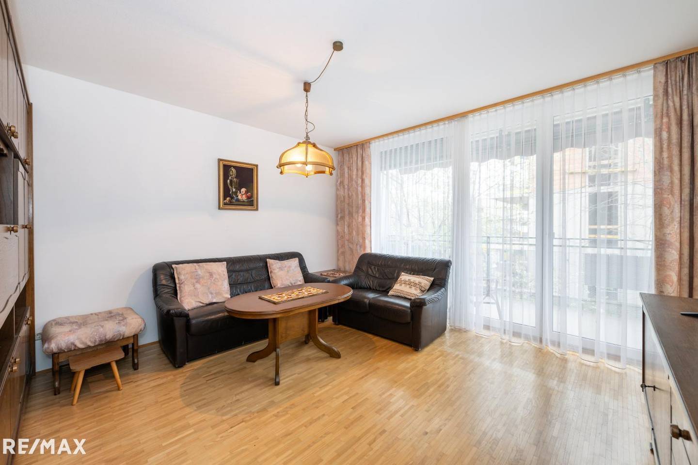 Wohnung mit zwei Balkonen und Tiefgaragenplatz