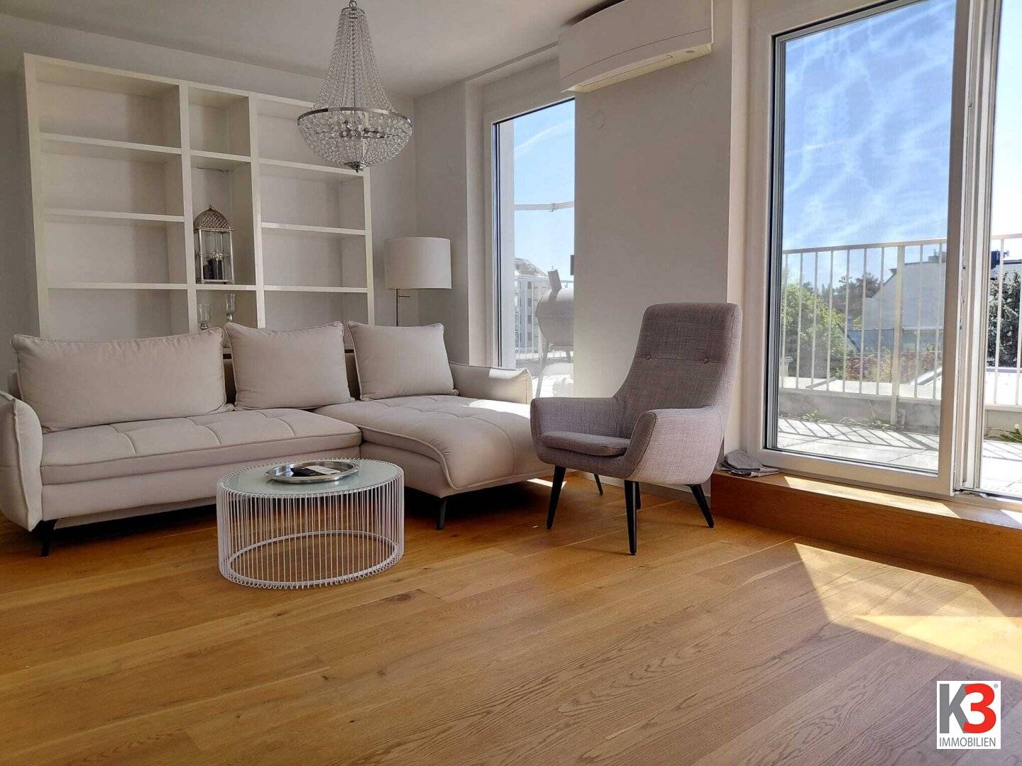Terrace Apartment with Parking, Vienna 22