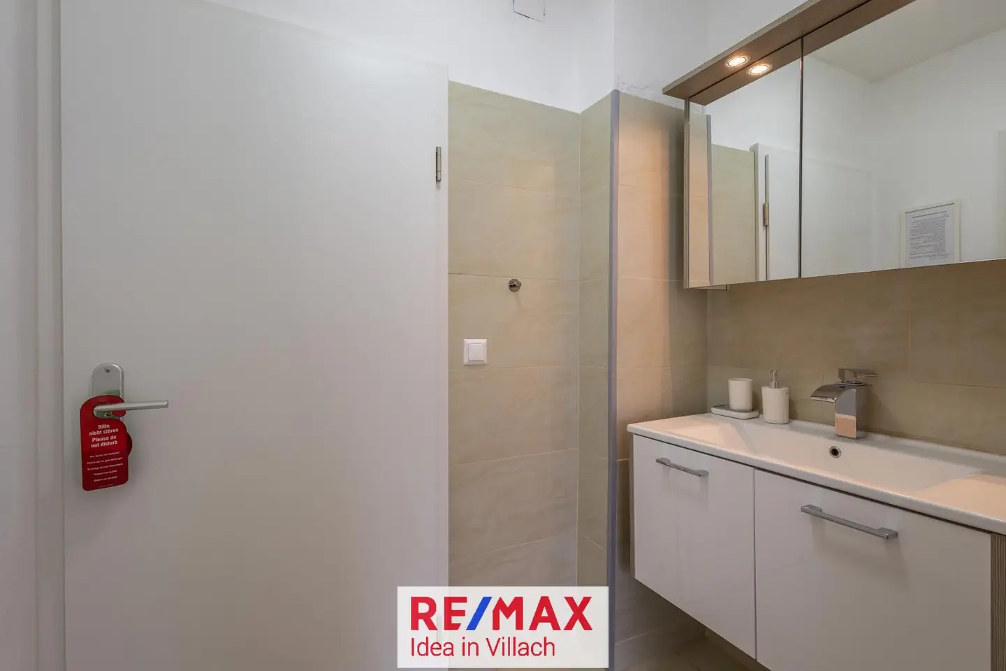 Renovated tourism property with pool Holiday apartment
